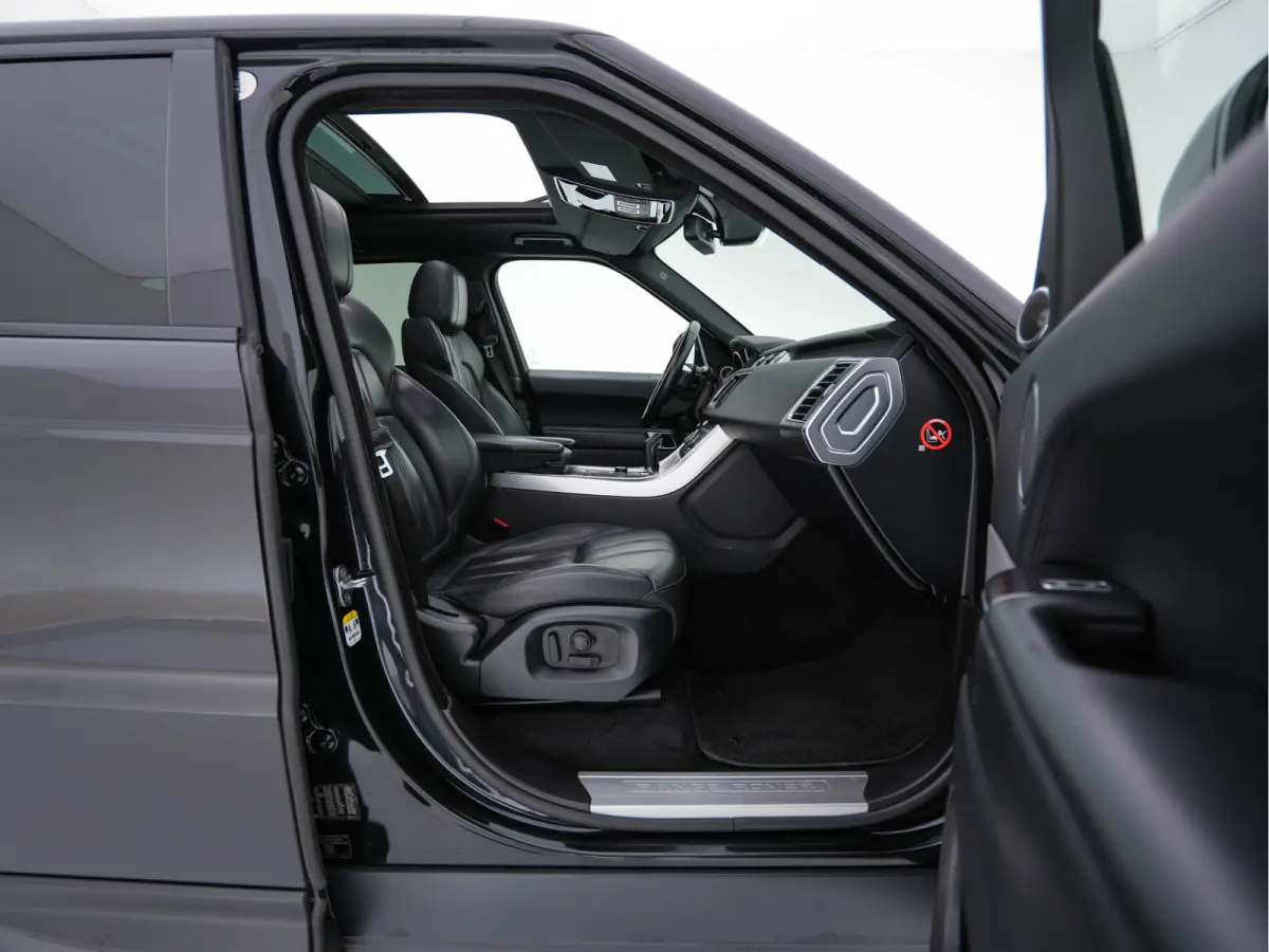 3.0 SDV6 HSE Dynamic Aut. *PANO | LEATHER | BI-XENON | NAVI-FULLMAP | CAMERA | KEYLESS | AIR-SUSPENSION | ECC | PDC | CRUISE | PRIVACY-GLASS | SHIFT-PADDLES | BREMBO-BRAKES | COMFORT-SEATS |