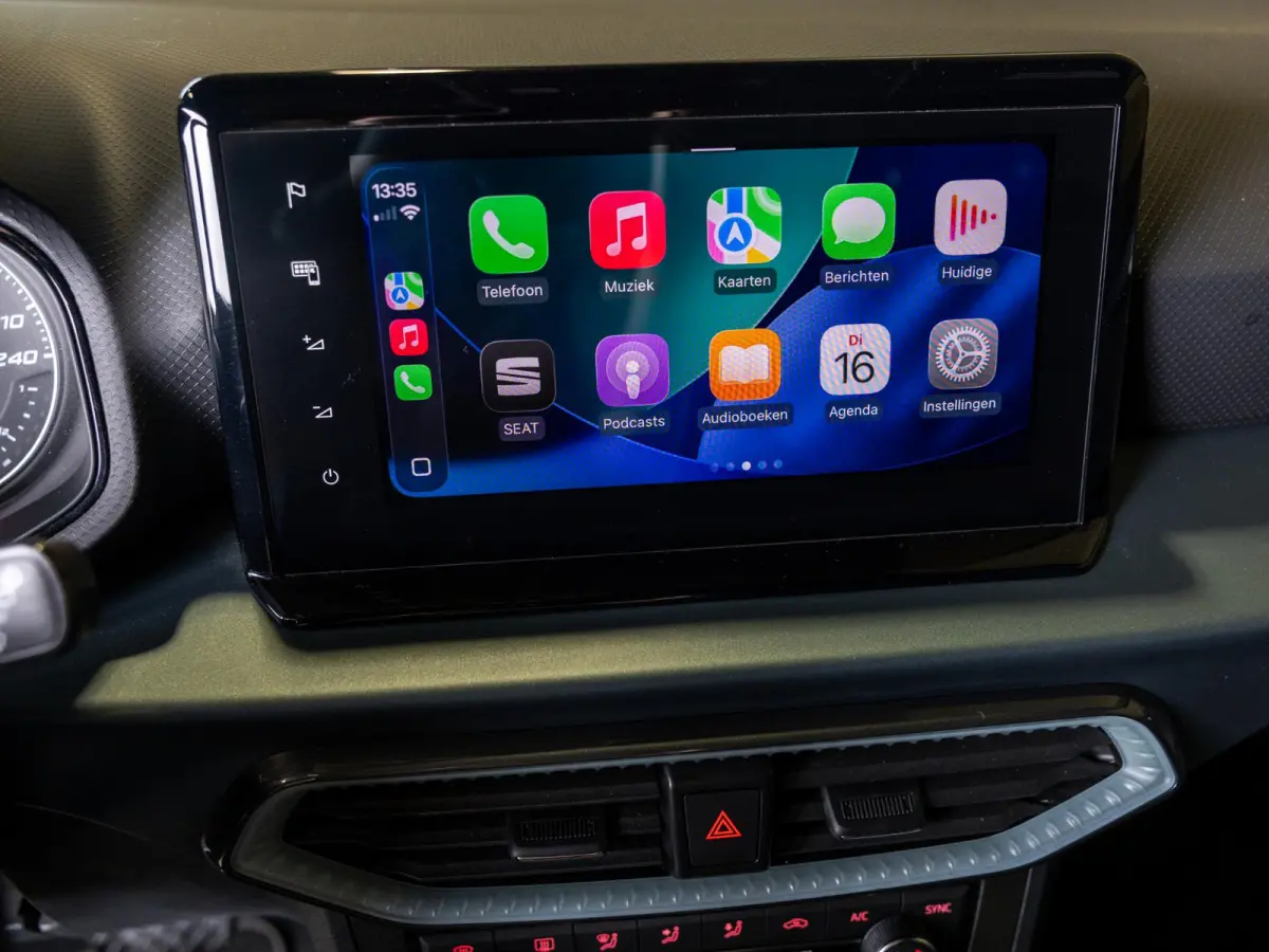 1.0 TSI Xperience / 110pk / Airco / Klimaatregeling / Apple carplay / Navigatie