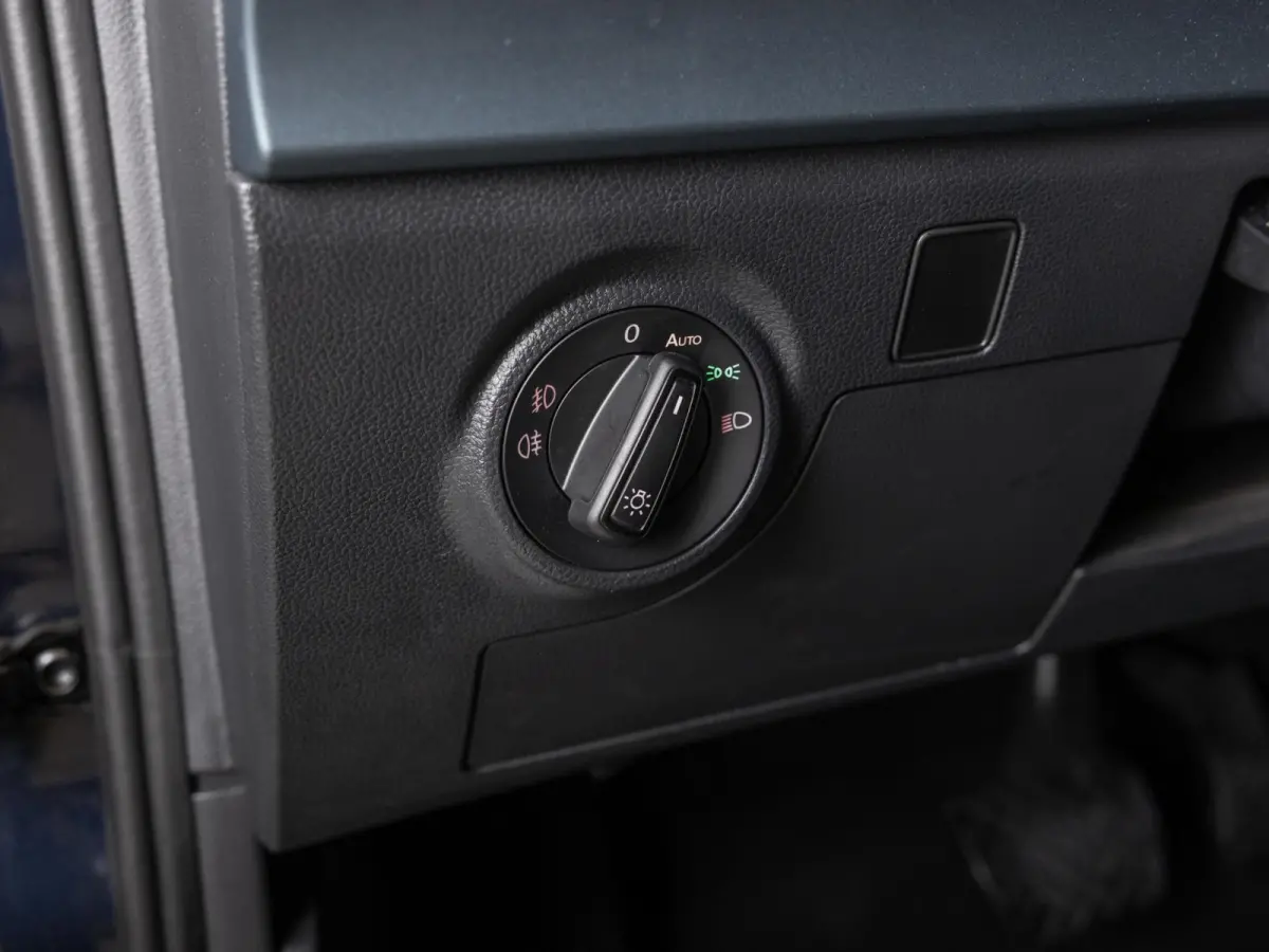 1.0 TSI Xperience / 110pk / Airco / Klimaatregeling / Apple carplay / Navigatie