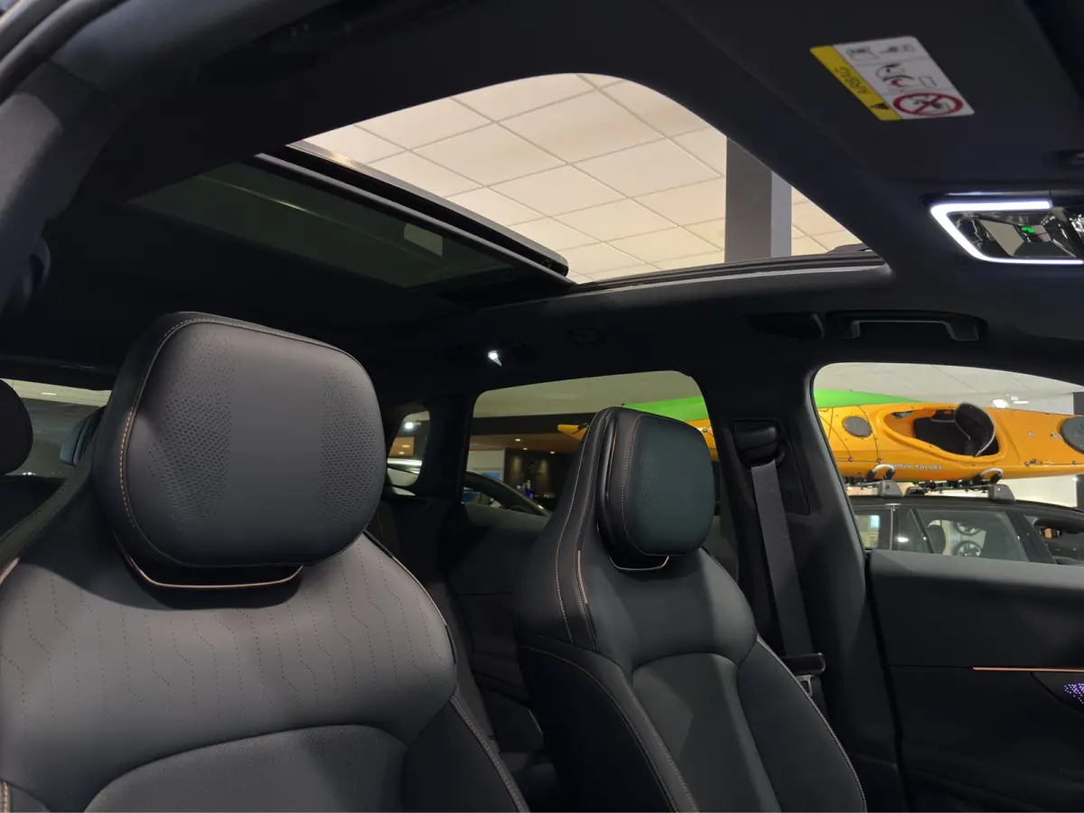 1.5 T PHEV 257 KW More | BLIS | Harman Kardon | Stoel Massage + Ventilatie |  360 Camera | Panoramadak | Stoel + stuur verwarming |