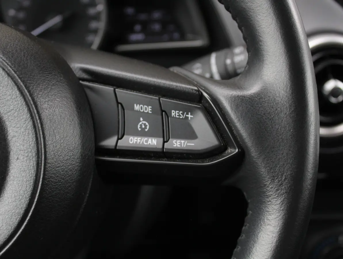 1.5 Skyactiv-G Style Selected AIRCO | LMV16 | LED | CAMERA | CARPLAY | CRUISE | DAB