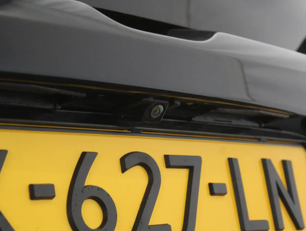 1.5 Skyactiv-G Style Selected AIRCO | LMV16 | LED | CAMERA | CARPLAY | CRUISE | DAB