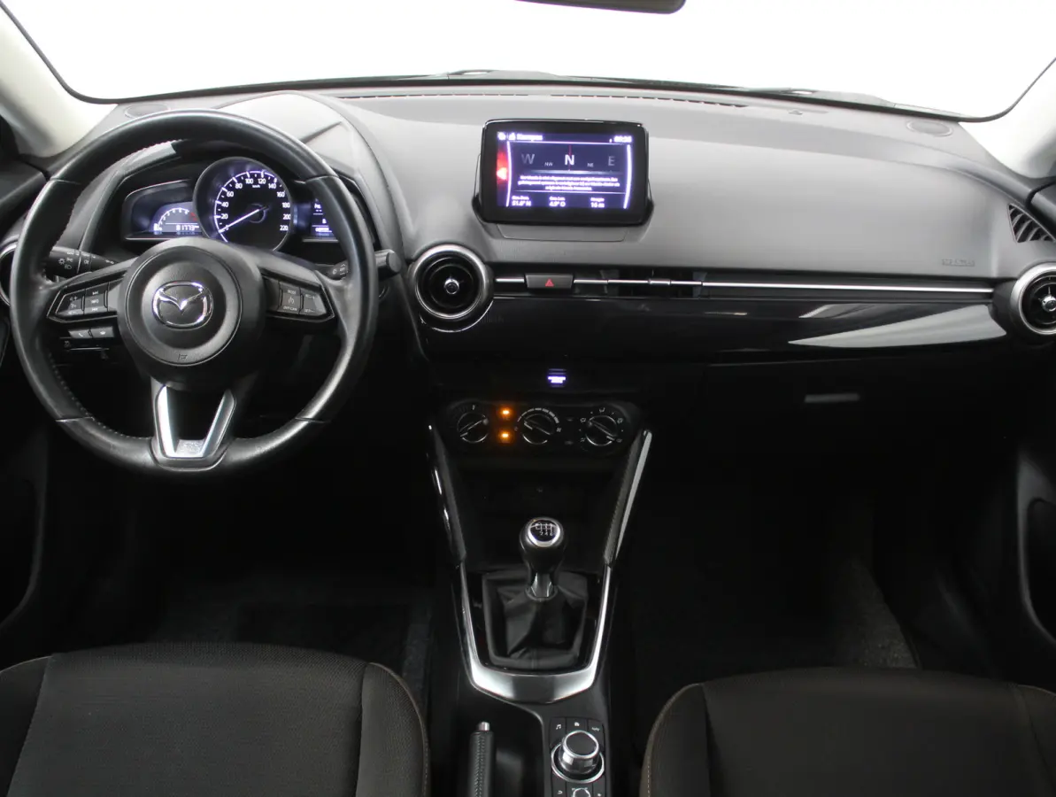 1.5 Skyactiv-G Style Selected AIRCO | LMV16 | LED | CAMERA | CARPLAY | CRUISE | DAB