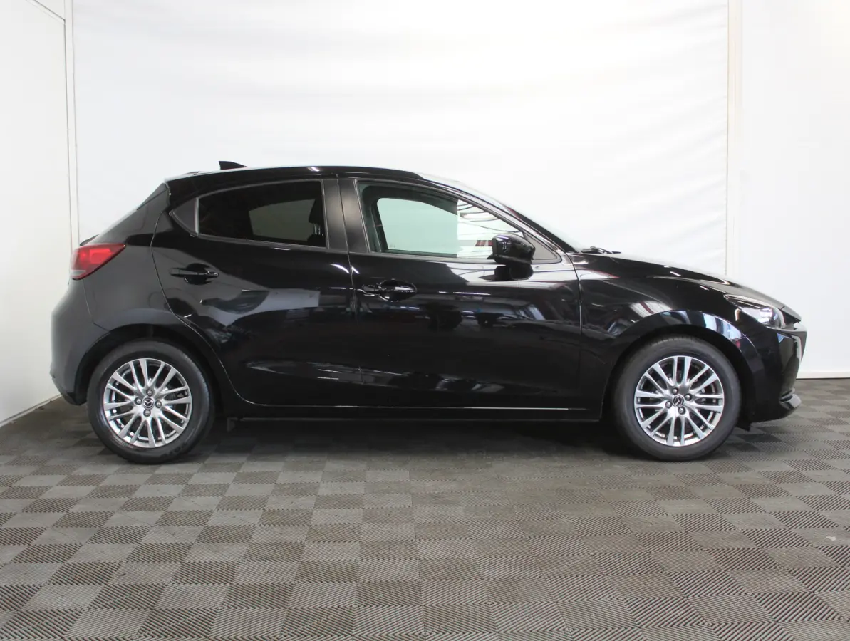 1.5 Skyactiv-G Style Selected AIRCO | LMV16 | LED | CAMERA | CARPLAY | CRUISE | DAB