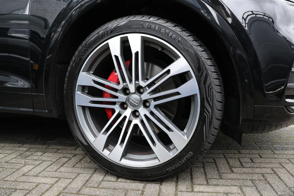 3.0 TFSI 354 PK SQ5 | Stoelventilatie | Luchtvering | B&O | CarPlay | Camera | Carbon inleg | Keyless Go | Elek .trekhaak
