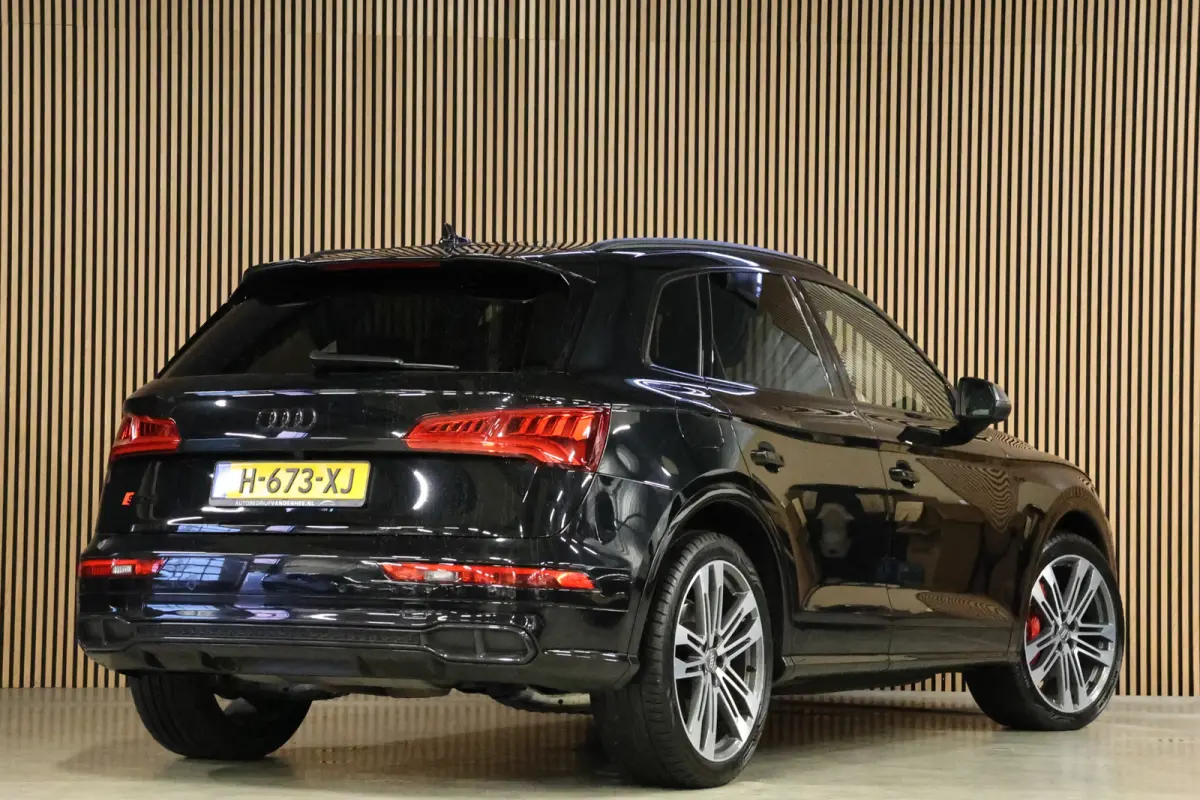 3.0 TFSI 354 PK SQ5 | Stoelventilatie | Luchtvering | B&O | CarPlay | Camera | Carbon inleg | Keyless Go | Elek .trekhaak