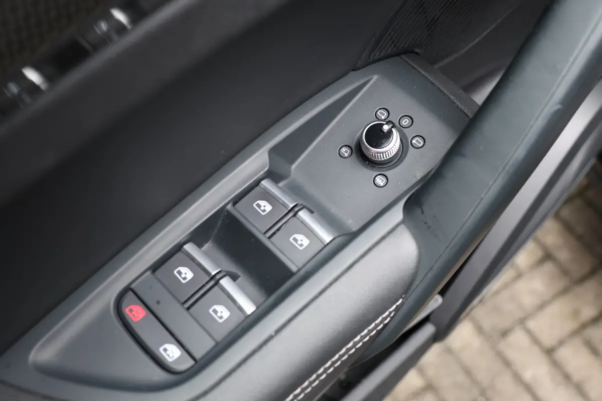 3.0 TFSI 354 PK SQ5 | Stoelventilatie | Luchtvering | B&O | CarPlay | Camera | Carbon inleg | Keyless Go | Elek .trekhaak
