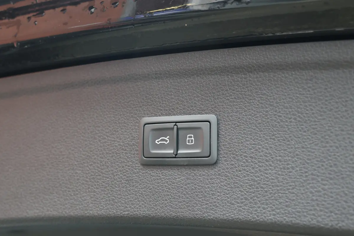 3.0 TFSI 354 PK SQ5 | Stoelventilatie | Luchtvering | B&O | CarPlay | Camera | Carbon inleg | Keyless Go | Elek .trekhaak