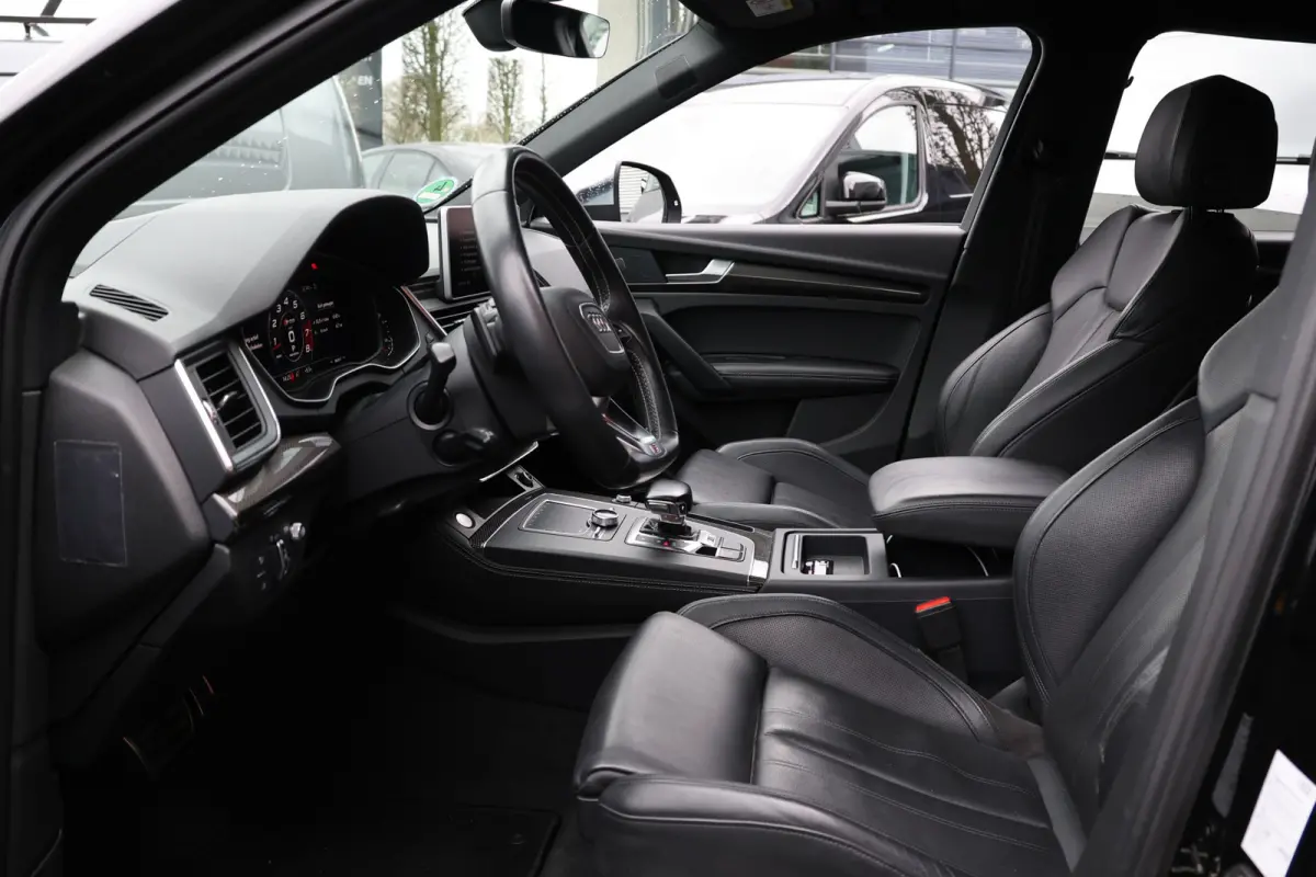 3.0 TFSI 354 PK SQ5 | Stoelventilatie | Luchtvering | B&O | CarPlay | Camera | Carbon inleg | Keyless Go | Elek .trekhaak