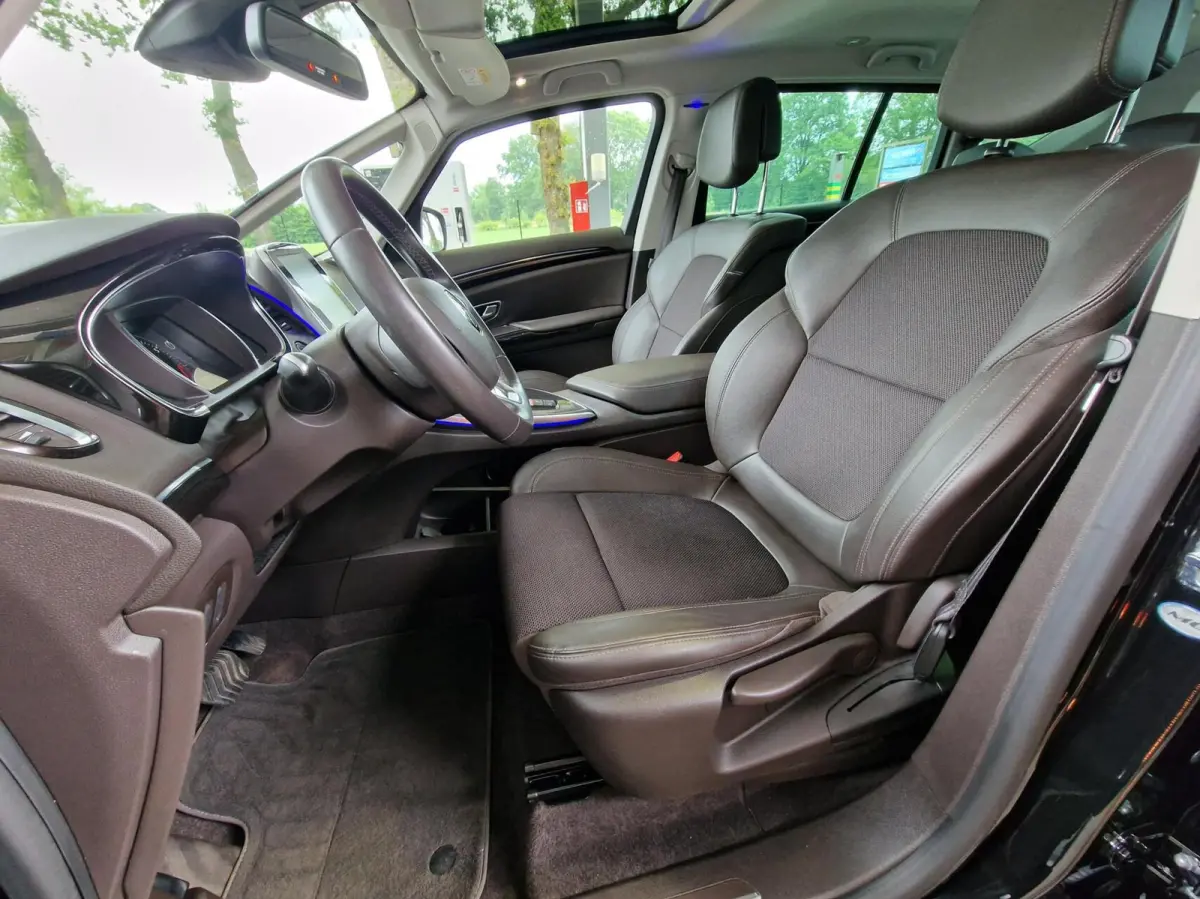 1.6 TCe Dynamique|Automaat|200PK|Trekhaak|schuifdak|LED|Camera|19inch Zomer & winterbanden|