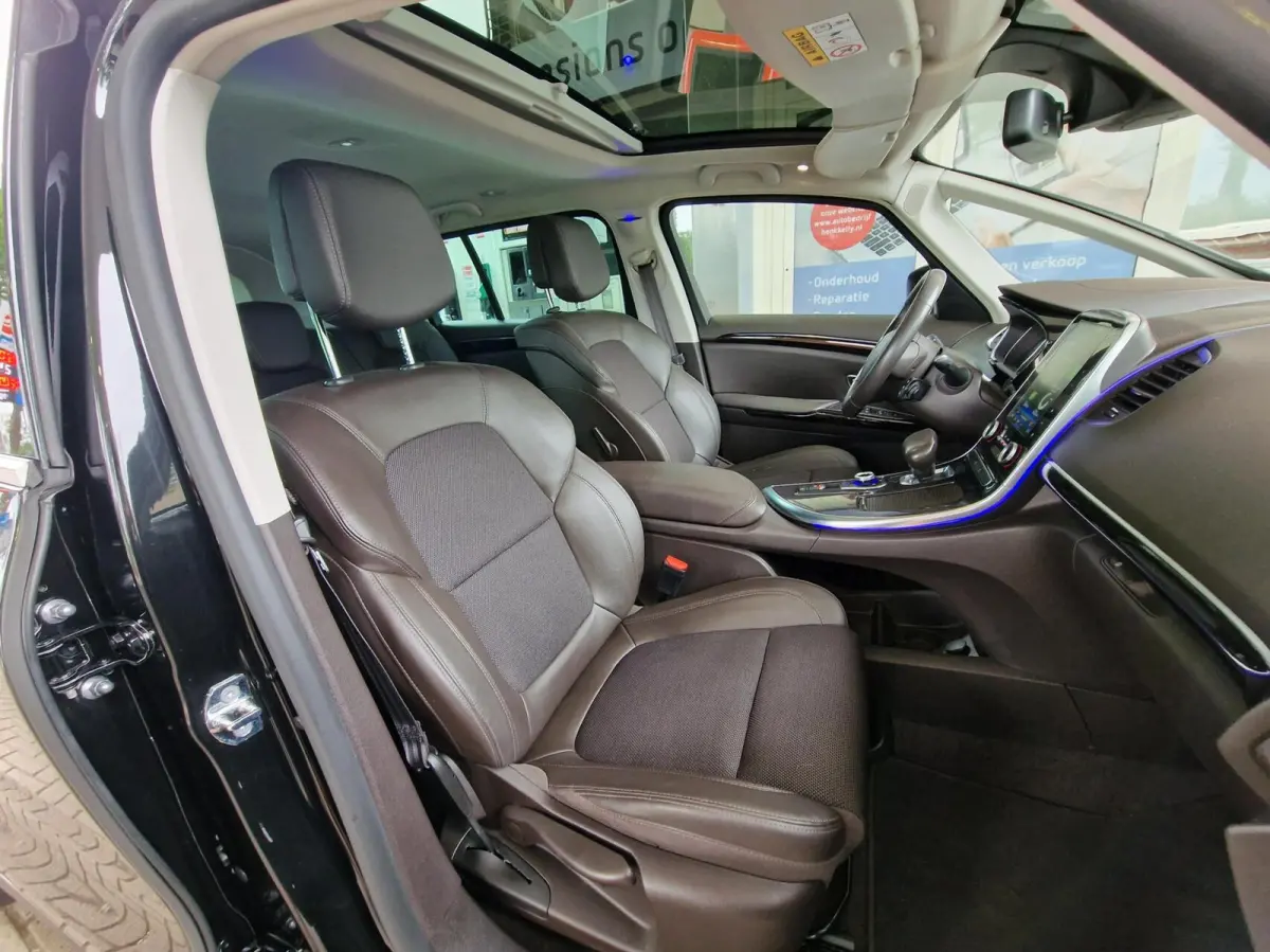 1.6 TCe Dynamique|Automaat|200PK|Trekhaak|schuifdak|LED|Camera|19inch Zomer & winterbanden|