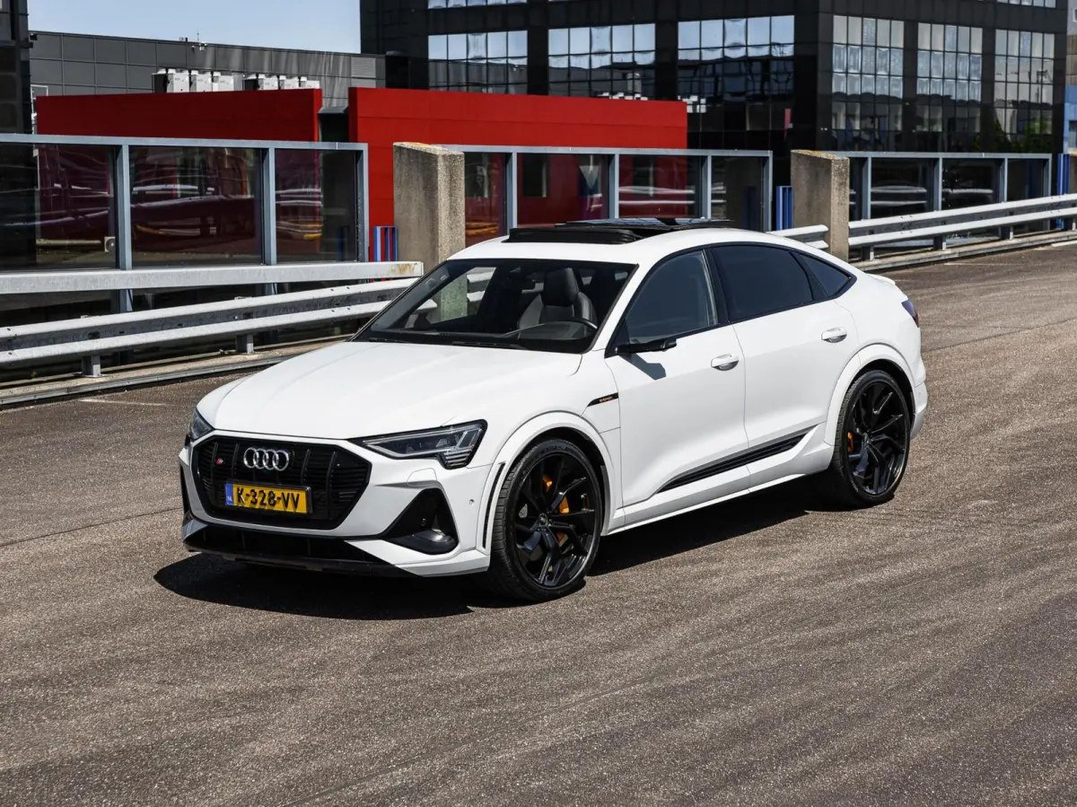 S quattro 95 kWh 503 PK | SOH 99% | Panoramadak | RS-zetels | HUD | B&O | ACC | 360 Camera | Soft-Close | Luchtvering | 23" | incl. BTW