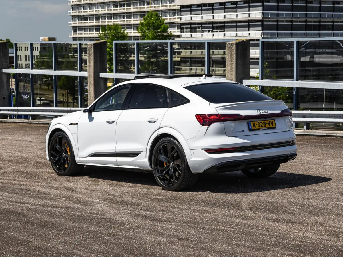 S quattro 95 kWh 503 PK | SOH 99% | Panoramadak | RS-zetels | HUD | B&O | ACC | 360 Camera | Soft-Close | Luchtvering | 23" | incl. BTW