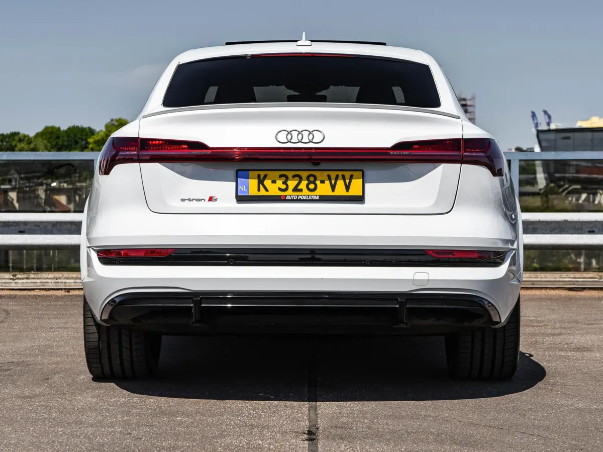 S quattro 95 kWh 503 PK | SOH 99% | Panoramadak | RS-zetels | HUD | B&O | ACC | 360 Camera | Soft-Close | Luchtvering | 23" | incl. BTW