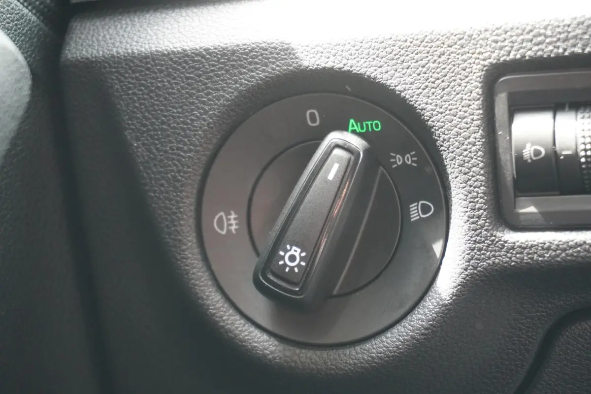 1.0 TSI 110pk Ambition | Airco | Cruise Control | SmartLink | Lane Assist
