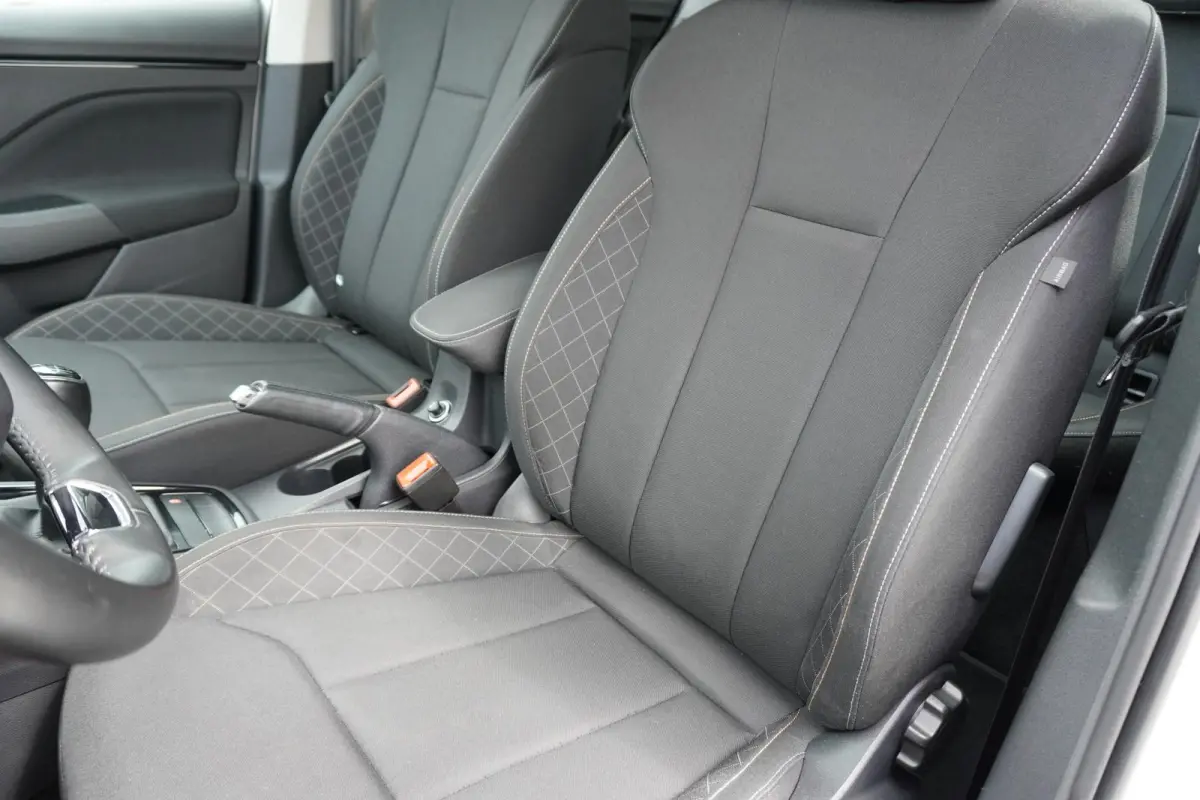 1.0 TSI 110pk Ambition | Airco | Cruise Control | SmartLink | Lane Assist