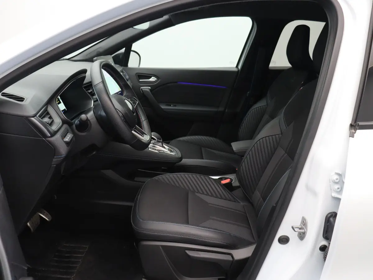E-Tech full hybrid 145pk Esprit Alpine | Stuurverwarming | Adaptive Cruise | Digitale Cockpit | Achteruitrijcamera | Google Navigatie |