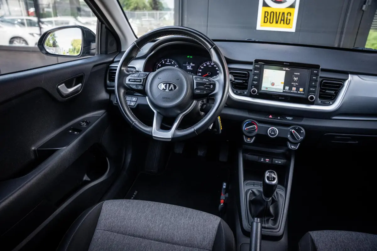 1.0 T-GDi DynamicLine*CARPLAY*NAP*CAMERA*NAVI*LED*