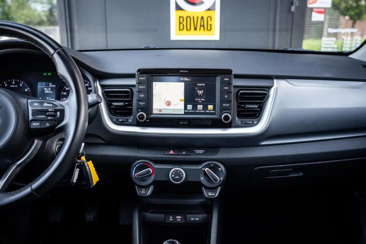 1.0 T-GDi DynamicLine*CARPLAY*NAP*CAMERA*NAVI*LED*