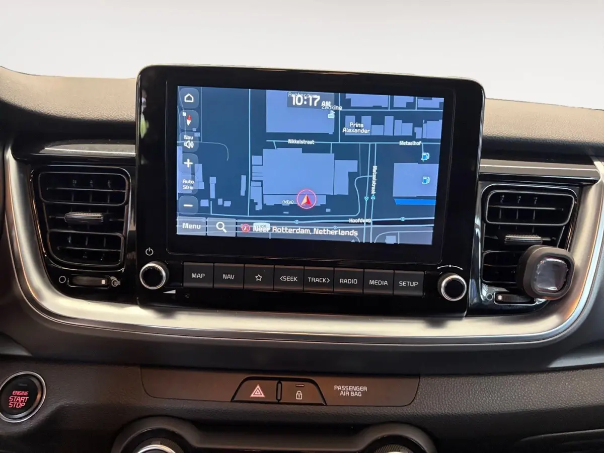1.0 T-GDi MHEV DynamicPlusLine | Cruise Control | Climate Control | Camera | Navigatie | Bluetooth | Trekhaak |