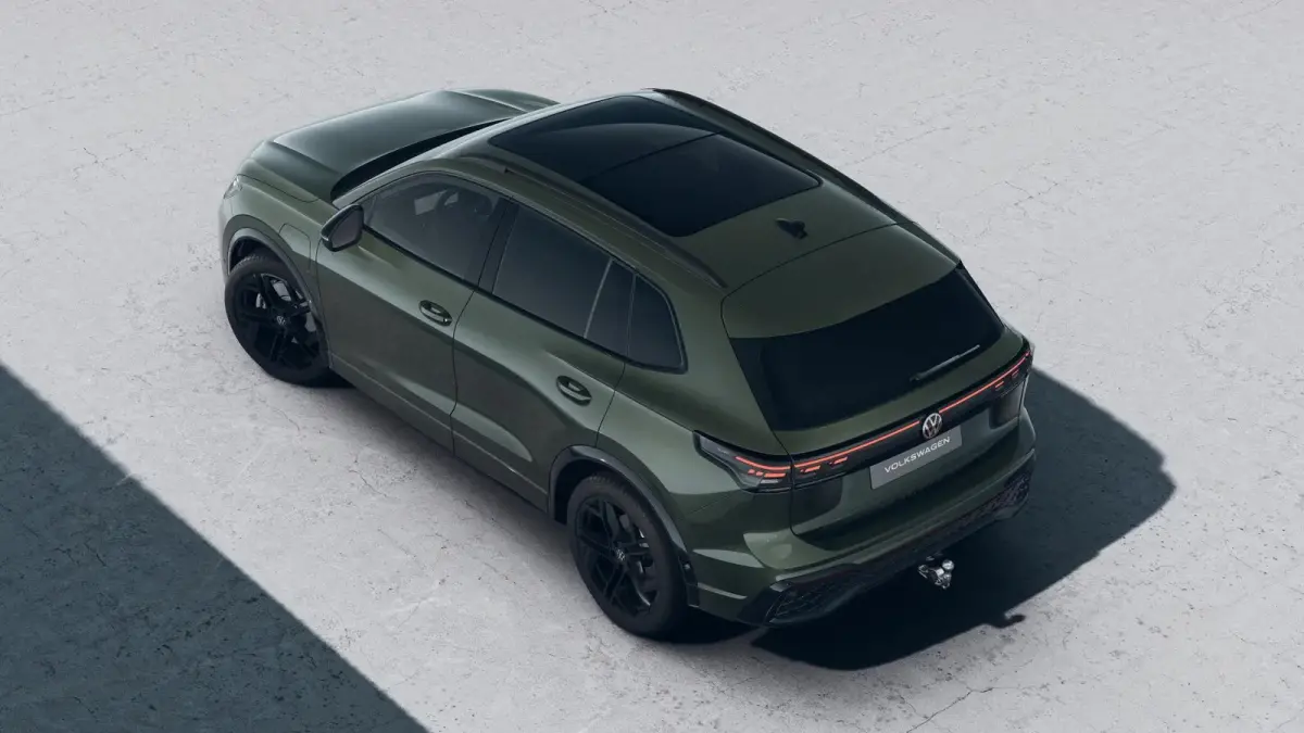 1.5 eHybrid 204pk R-Line Edition | 20" Velgen | Panoramadak