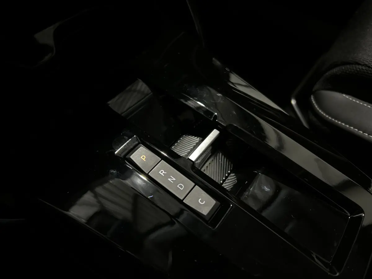 Max 113pk Comfort Range 44 kWh | 11kw 3-fase lader | head up display | navigatie | Bespaar € 6.750,00!!