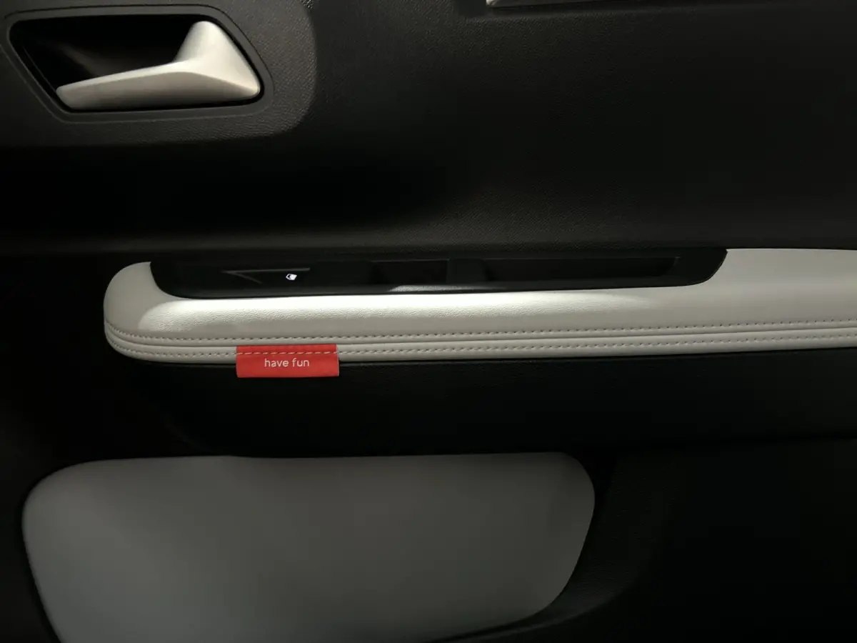 Max 113pk Comfort Range 44 kWh | 11kw 3-fase lader | head up display | navigatie | Bespaar € 6.750,00!!