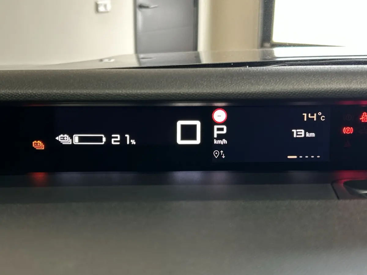 Max 113pk Comfort Range 44 kWh | 11kw 3-fase lader | head up display | navigatie | Bespaar € 6.750,00!!