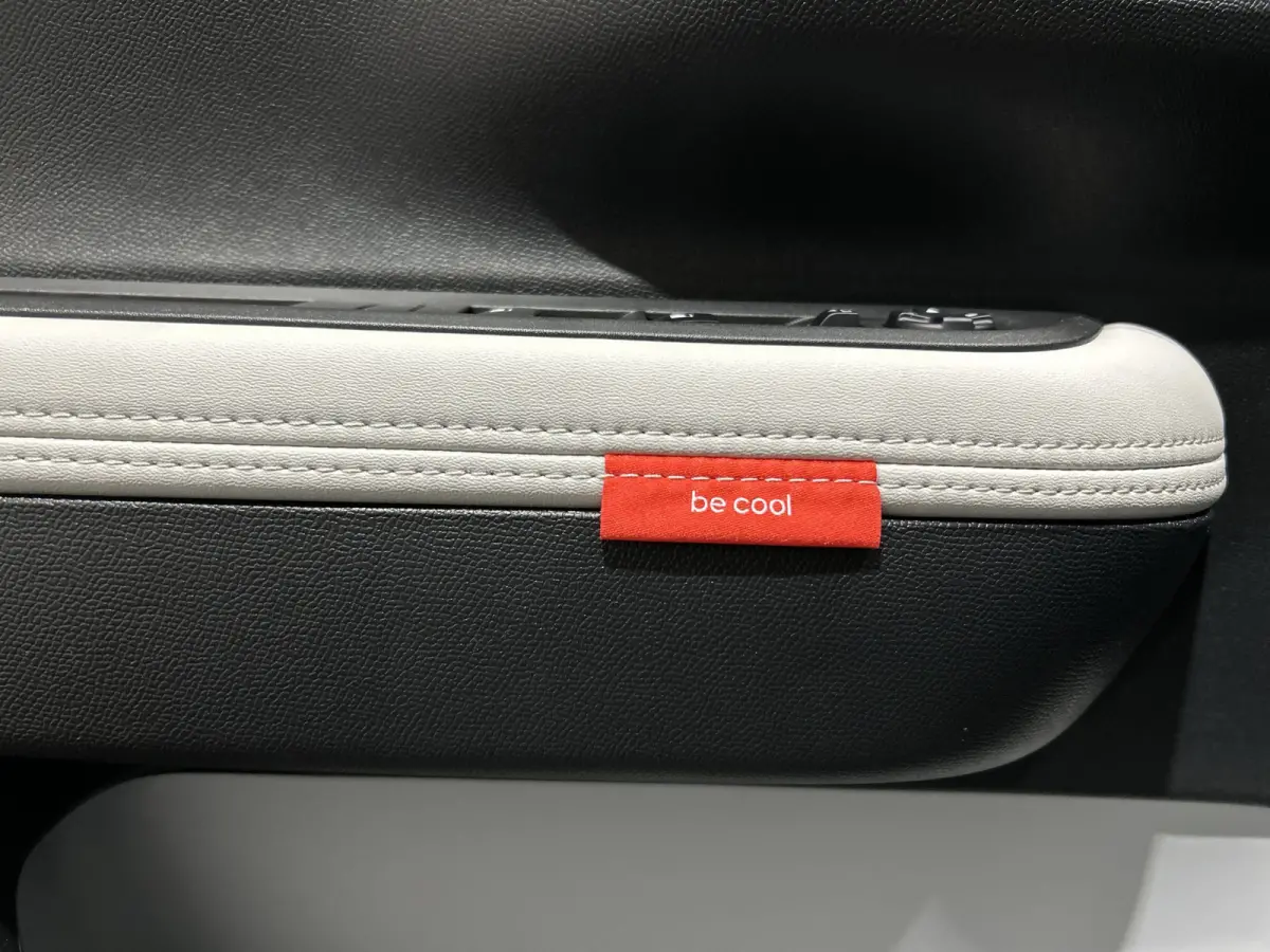 Max 113pk Comfort Range 44 kWh | 11kw 3-fase lader | head up display | navigatie | Bespaar € 6.750,00!!