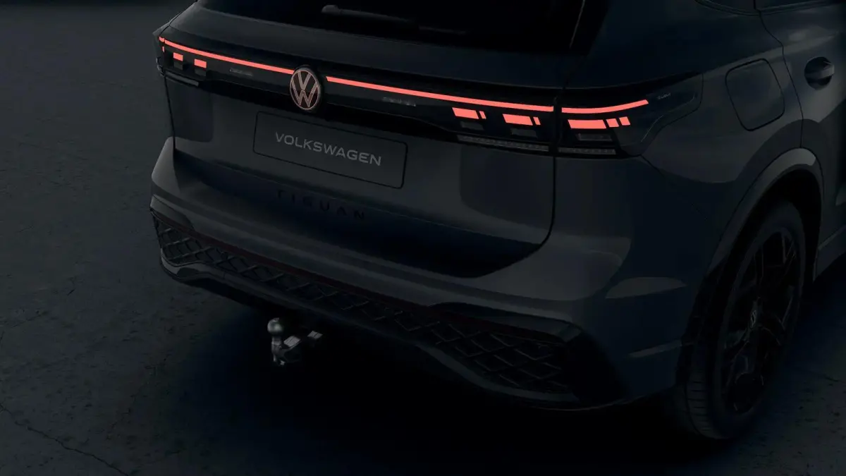 1.5 eHybrid 272pk R-Line Edition | 20" Velgen | Panoramadak