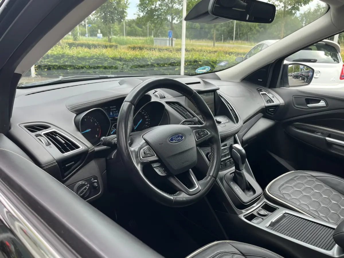 1.5 EcoBoost Vignale iAWD 176pk/129kW Automaat | Full Options | Panoramadak | Afn. trekhaak | Luxury Pack | Technology Pack | Driver Assistance Pack | etc. etc.