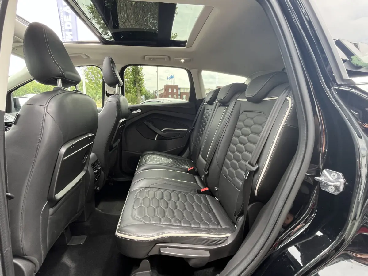 1.5 EcoBoost Vignale iAWD 176pk/129kW Automaat | Full Options | Panoramadak | Afn. trekhaak | Luxury Pack | Technology Pack | Driver Assistance Pack | etc. etc.