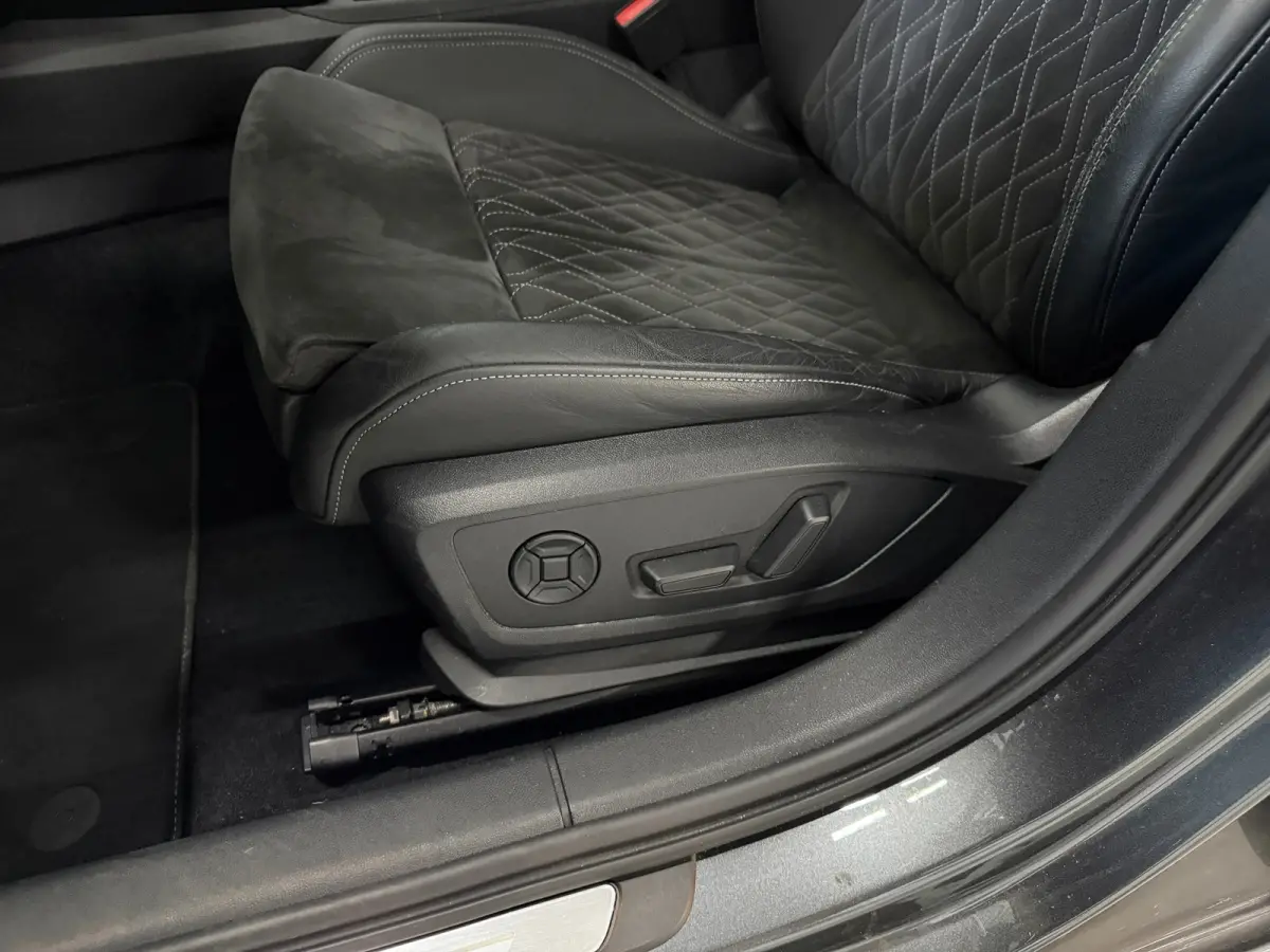 2.0 TFSI S3 quattro Edition One Pano*Matrix*B&O