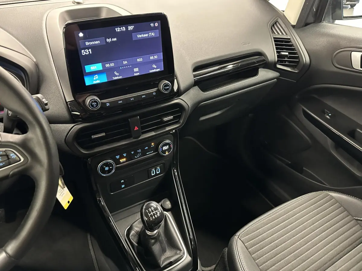 1.0 EcoBoost Titanium ECC LM CARPLAY NAVI CRUISE.