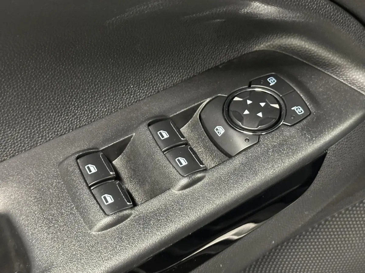 1.0 EcoBoost Titanium ECC LM CARPLAY NAVI CRUISE.
