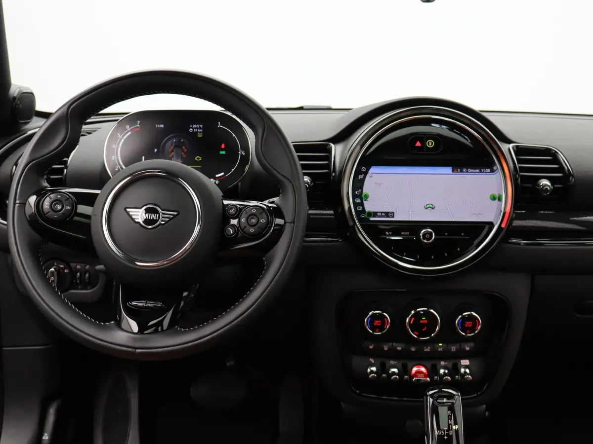 Mini 1.5 Cooper Richmond Park Edition |  Achteruitrijcamera | Panoramisch schuifdak | Climate Control | Apple Carplay/Android Auto