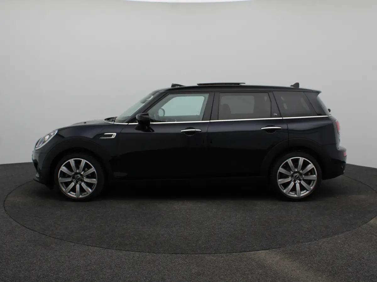 Mini 1.5 Cooper Richmond Park Edition |  Achteruitrijcamera | Panoramisch schuifdak | Climate Control | Apple Carplay/Android Auto
