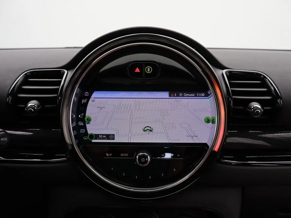 Mini 1.5 Cooper Richmond Park Edition |  Achteruitrijcamera | Panoramisch schuifdak | Climate Control | Apple Carplay/Android Auto