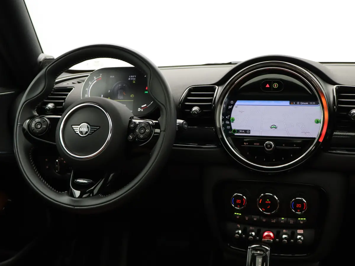 Mini 1.5 Cooper Richmond Park Edition |  Achteruitrijcamera | Panoramisch schuifdak | Climate Control | Apple Carplay/Android Auto