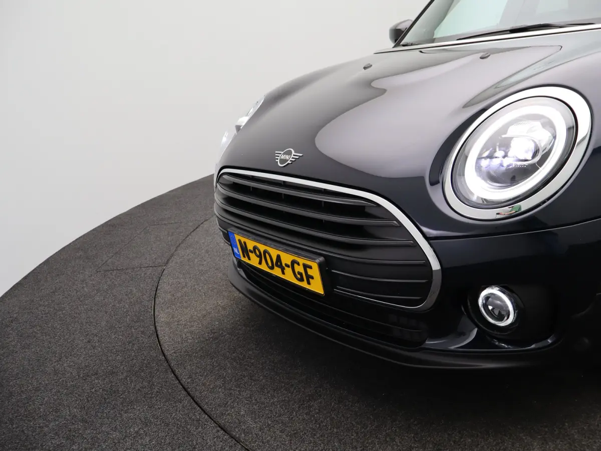 Mini 1.5 Cooper Richmond Park Edition |  Achteruitrijcamera | Panoramisch schuifdak | Climate Control | Apple Carplay/Android Auto