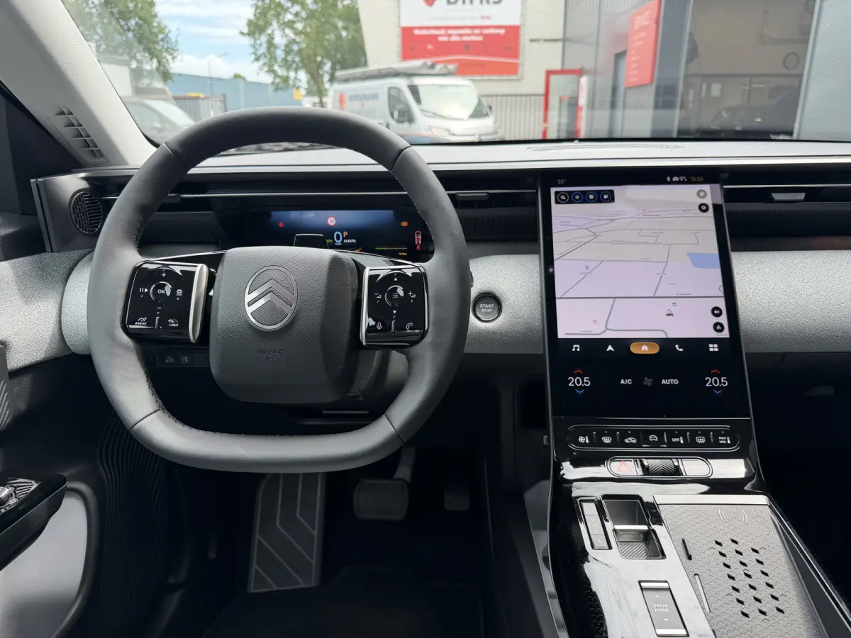 225pk Plug-In Hybrid Plus (Trekhaak - Elektrische Klep - Leder incl verwarming/koeling/massage/geheugen - Adaptieve Cruise Controle - Keyless Entry - Camera - Parkeersensoren V+A - LED)