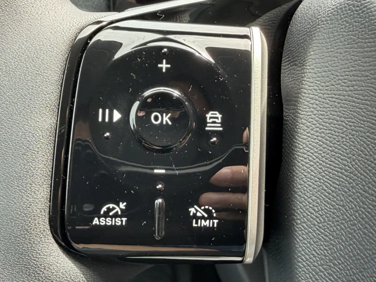 225pk Plug-In Hybrid Plus (Trekhaak - Elektrische Klep - Leder incl verwarming/koeling/massage/geheugen - Adaptieve Cruise Controle - Keyless Entry - Camera - Parkeersensoren V+A - LED)