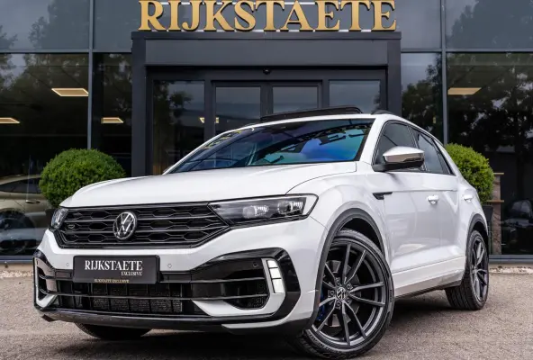 R 2.0 TSI 4Motion|PANO|ACC|AKRAPOVIC|19''