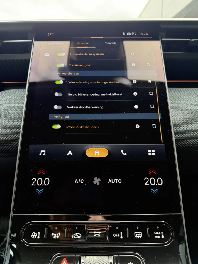 Plus (Pack Techno) Comfort Range 73 kWh (Elektrische Klep - Stoel-/- stuurverwarming - Adaptieve Cruise Controle - Camera - Keyless Entry - 19"incl 4S - LED Matrix - Warmtepomp)