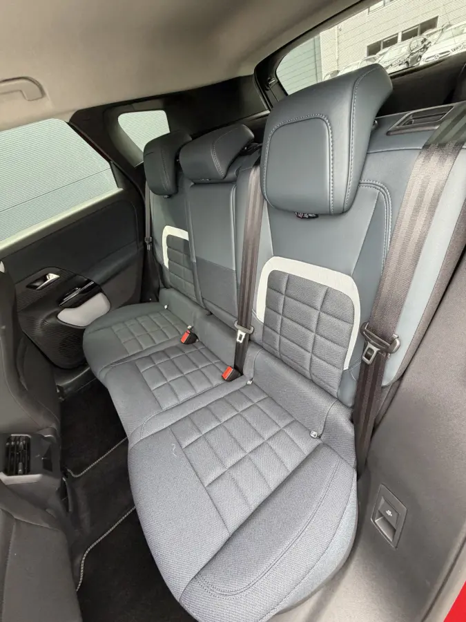 Plus (Pack Techno) Comfort Range 73 kWh (Elektrische Klep - Stoel-/- stuurverwarming - Adaptieve Cruise Controle - Camera - Keyless Entry - 19"incl 4S - LED Matrix - Warmtepomp)