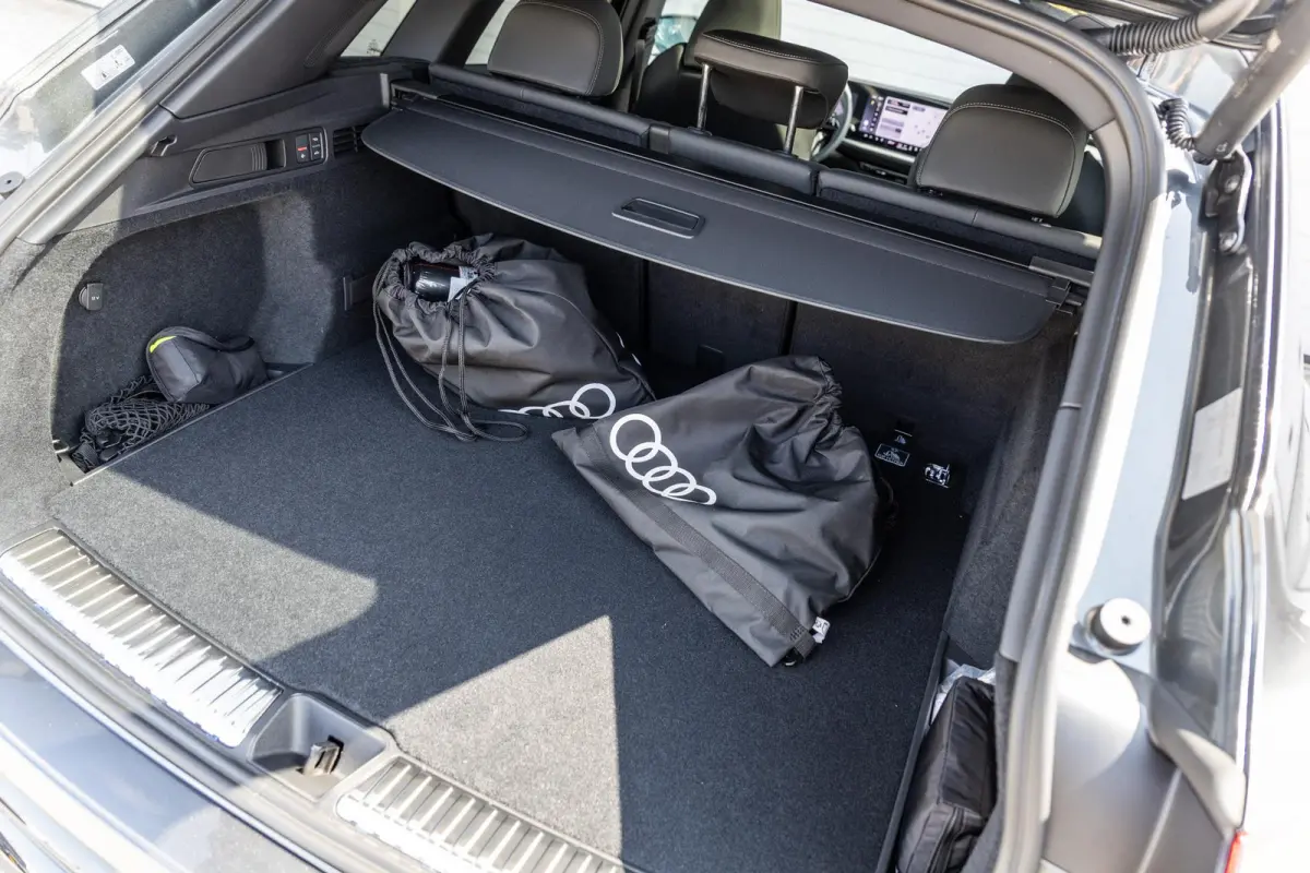 2.0 e-hybrid 367pk quattro S edition Competition | Panoramadak | Trekhaak Wegklapbaar | LMV 21''