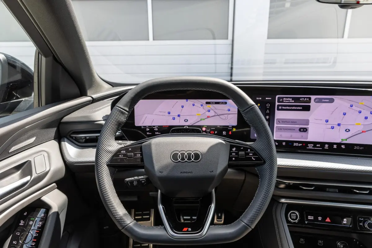 2.0 e-hybrid 367pk quattro S edition Competition | Panoramadak | Trekhaak Wegklapbaar | LMV 21''