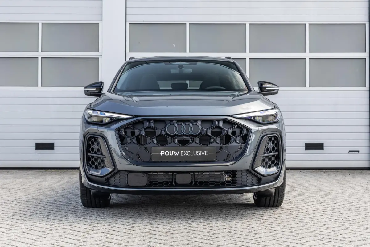 2.0 e-hybrid 367pk quattro S edition Competition | Panoramadak | Trekhaak Wegklapbaar | LMV 21''