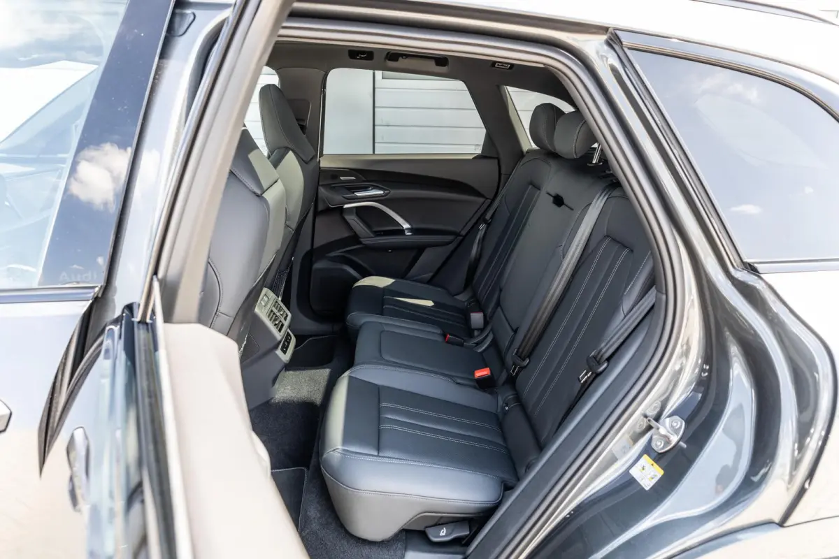 2.0 e-hybrid 367pk quattro S edition Competition | Panoramadak | Trekhaak Wegklapbaar | LMV 21''