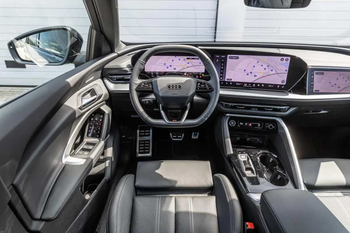 2.0 e-hybrid 367pk quattro S edition Competition | Panoramadak | Trekhaak Wegklapbaar | LMV 21''